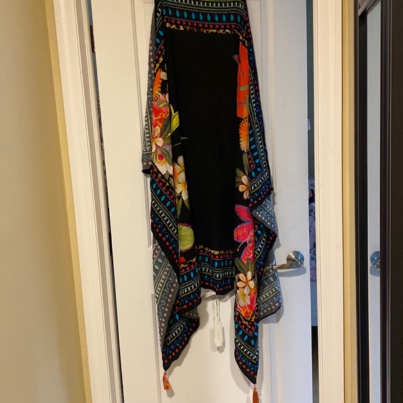 Stunning Print Cover Up With Tassels New With Tags